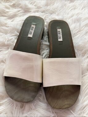 BiBi Lou Women's White Slide Sandals Sz 39